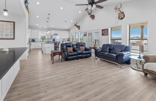 Hackberry Haus | Coco Cabana