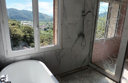 Saint-Jean-de-Muzols Haus | Maison Paisible Avec vue 12 p