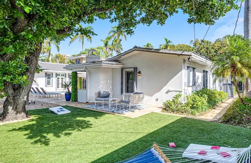 Harbor Beach Haus | Private Neighborhood Heated Pool Walk To Beach Lush Surroundings Harbor Key