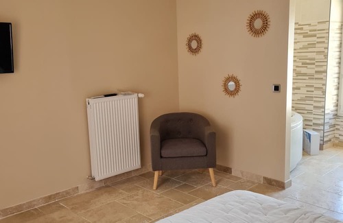 Chaumont-en-Vexin Wohnung | Appartement Avec Suite Parentale