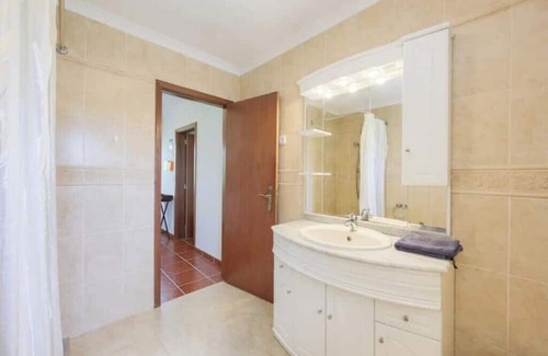 Mangualde Wohnung | Authentic apartment in rural area