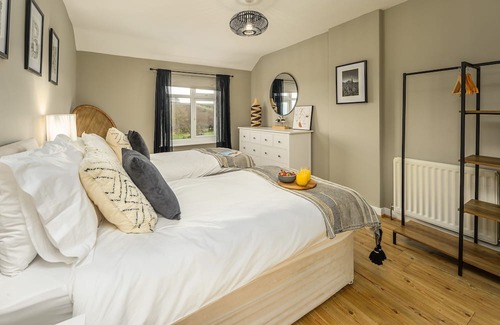 Belford Hütte | Rosemary Cottage - a cottage that sleeps 8 guests in 4 bedrooms
