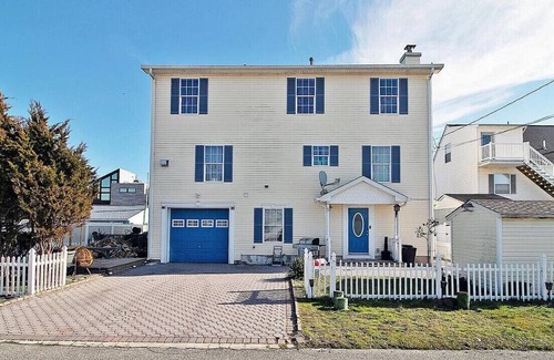 Forked River Eigentumswohnung | Charming Bayfront Condo