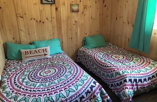 Georgian Bay Hütte | Beautiful newly built, water access only Cottage in Honey Harbour