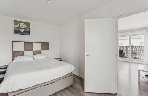 Parc-Nord Wohnung | La vue sur La Défense