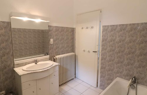 Saint-Etienne-Cantales Hütte | Gite Saint-Étienne-Cantalès, 3 bedrooms, 6 persons