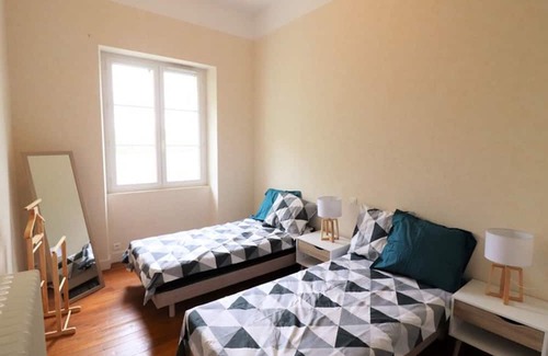 Saint-Etienne-Cantales Hütte | Gite Saint-Étienne-Cantalès, 3 bedrooms, 6 persons