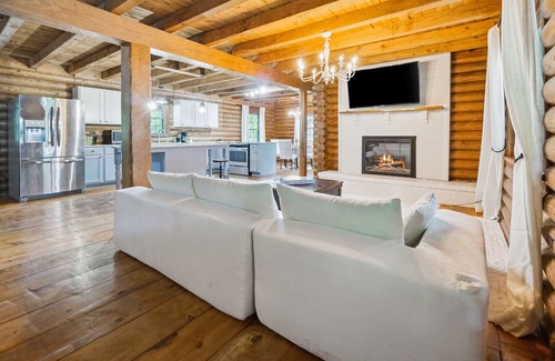 Fleming Kabine | Charming dog-friendly cabin w/ amazing lake views near Savannah