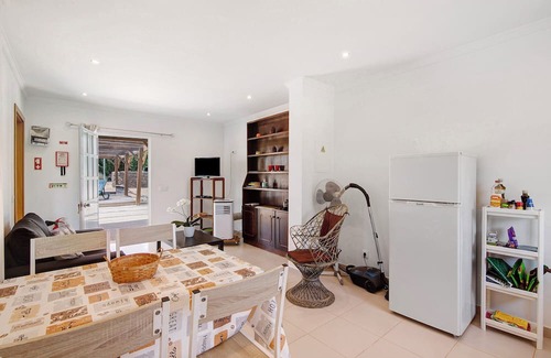 Colmeal Haus | Holiday Home 'Medronhal Faro' with Mountain View, Wi-Fi and Air Conditioning