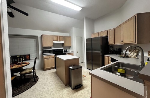 Mesquite Haus | Cozy home in Mesquite. Within walking distance from Mesquite Rodeo.