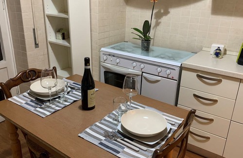 Quartiere XV Della Vittoria Wohnung | Apartment 'Casetta In Centro' with Balcony, Wi-Fi and Air Conditioning
