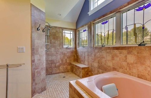 Gardiner Haus | Gateway to the Gunks: Winery Walks & Rock Walls