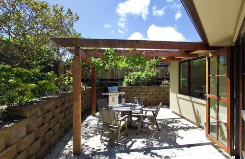 Petone Haus | Warm, Modern, Child-friendly - Lower Hutt Escape