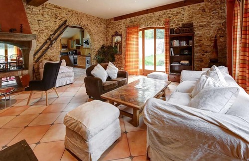 Raizeux Haus | Homerez - Spacious house for 8 ppl. with hammam and terrace at Raizeux