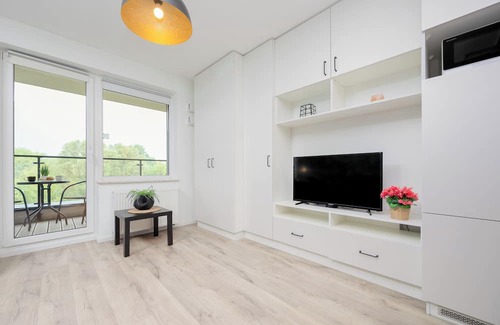 Targowek Wohnung | Cosy Studio With Balcony by Renters