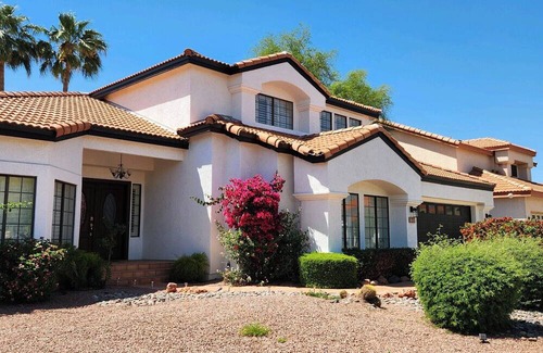 Arabian Crest Haus | 2 story house in North Scottsdale with pool