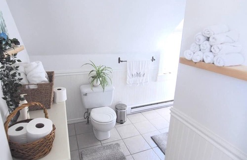 Fredericton Wohnung | This loft is a 2 bedroom(s), 1 bathrooms, located in Fredericton, NB.