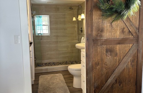 Crystal Hütte | A beautiful cottage located in the lake in Crystal, MI