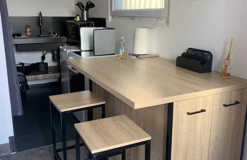 Ploermel Wohnung | Homerez - Nice studio for 2 ppl. with terrace at Ploërmel