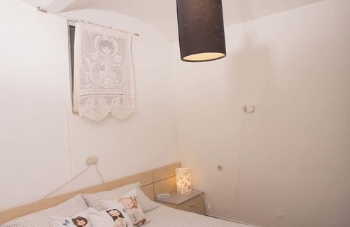 Bilderstoeckchen Wohnung | Just a 3-minute walk from Nippes Station
