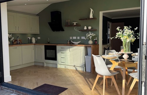 Handforth Haus | Stylish Home in Handforth near Mcr Airport