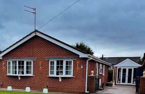 Handforth Haus | Stylish Home in Handforth near Mcr Airport