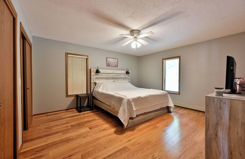 Trego Kabine | Well-appointed and comfortable retreat on Silver Lake - 2 hour drive to Minneapolis