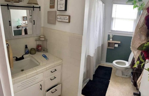 Farwell Haus | Clean, Quiet, Comfortable Home