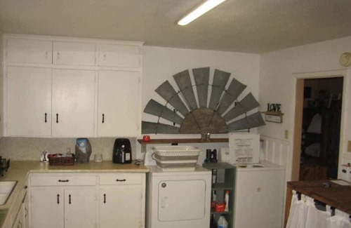 Farwell Haus | Clean, Quiet, Comfortable Home