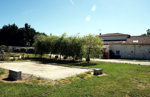 Brives-sur-Charente Wohnung | La Treille, Studio Avec vue sur Jardin