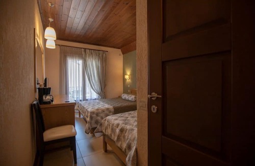 Eptalofos Eigentumswohnung | Eptalofos Guesthouse - Triple Suite with Balcony