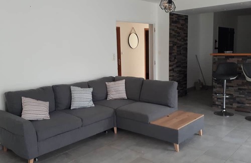 Saint-Etienne-le-Laus Wohnung | Appartement Dans une Maison