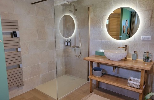 Paladru Wohnung | Gite Classé 2 Etoiles au Bord du lac de Paladru