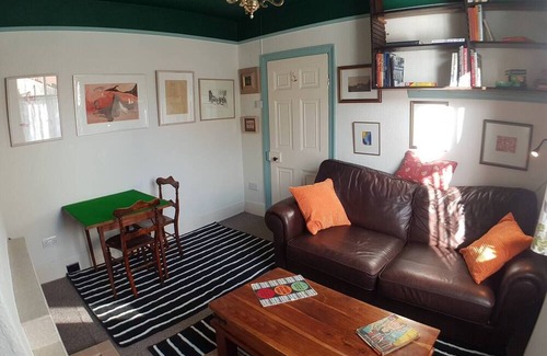 Ottery St Mary Haus | Cosy Devon Town House and Garden with BBQ