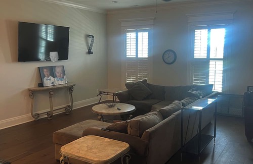 Prospect Haus | PGA & Derby 2024 get away! Beautiful house!!!