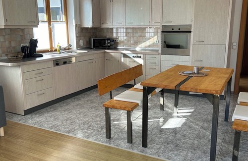 Hunderdorf Wohnung | Gehobene Ferienwohnung Madera Campesina im Bayrischen Wald für 2 Pers