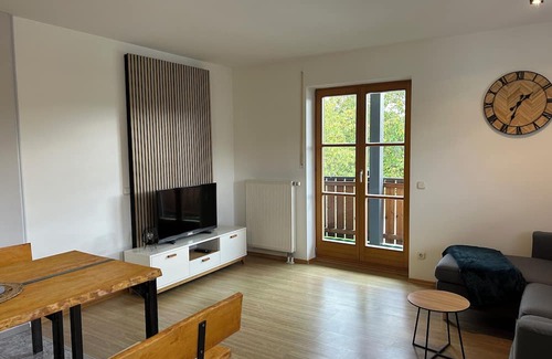 Hunderdorf Wohnung | Gehobene Ferienwohnung Madera Campesina im Bayrischen Wald für 2 Pers