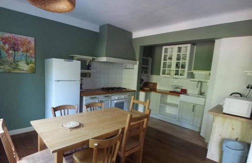 Montjay Wohnung | Apartment 'Aoura' with Mountain View, Private Terrace and Wi-Fi