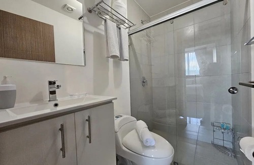 Cinco Esquinas Wohnung | Modern Apartment 10 minutes from downtown SJ.
