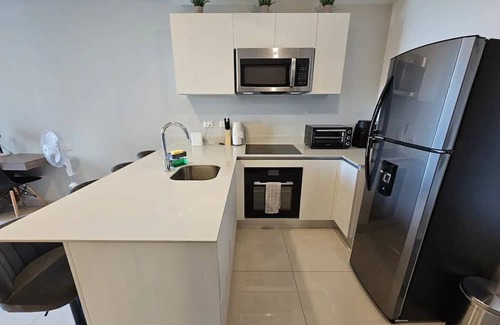Cinco Esquinas Wohnung | Modern Apartment 10 minutes from downtown SJ.