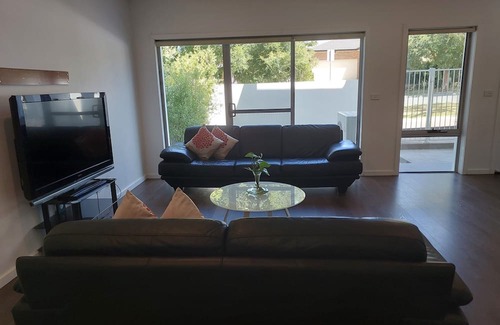 Franklin Haus | Modern House in Franklin Next to Light Rail