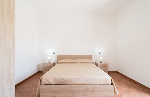 Loculi Wohnung | Apartment 'Appartamento 1' with Mountain View, Wi-Fi and Air Conditioning