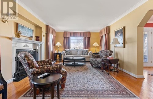 Boblo Island Haus | RIVERSIDE RESORT! A COZY WATERFRONT PARADISE