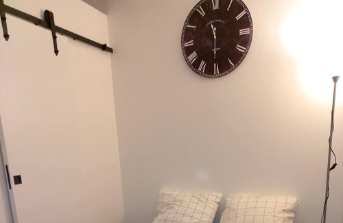 Chateau-Thierry Wohnung | Homerez - Beautiful studio for 2 ppl. at Château-Thierry