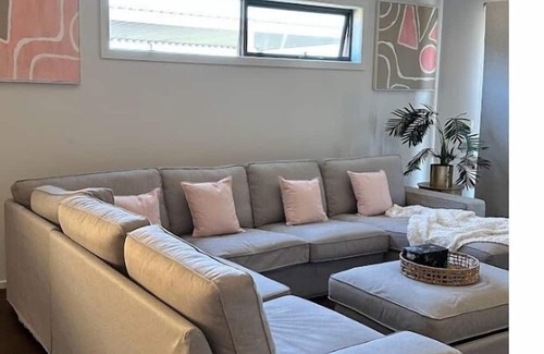Werribee Haus | Stylish home in Werribee