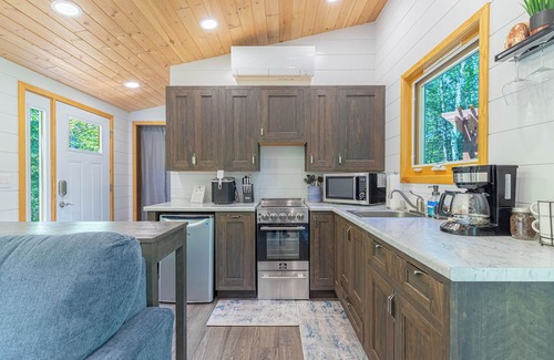 Cornucopia Wohnung | Little Blue | Tiny Home Tucked Away