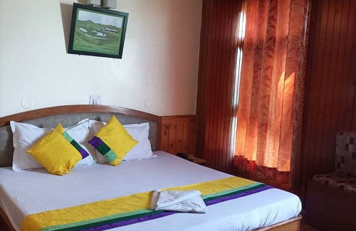 Knollswood Hotel | Hotel Rajat Shimla