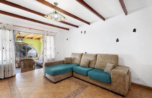 Granadilla de Abona Skihütte | 'Villa Duke' with Mountain View, Private Pool and Wi-Fi