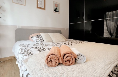 Anglet Wohnung | Loft Proche de Tout et à 2km des Plages