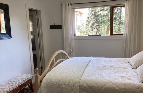 Blind Bay Wohnung | Tranquil Place Retreat on 1.5 acres- Room# 1